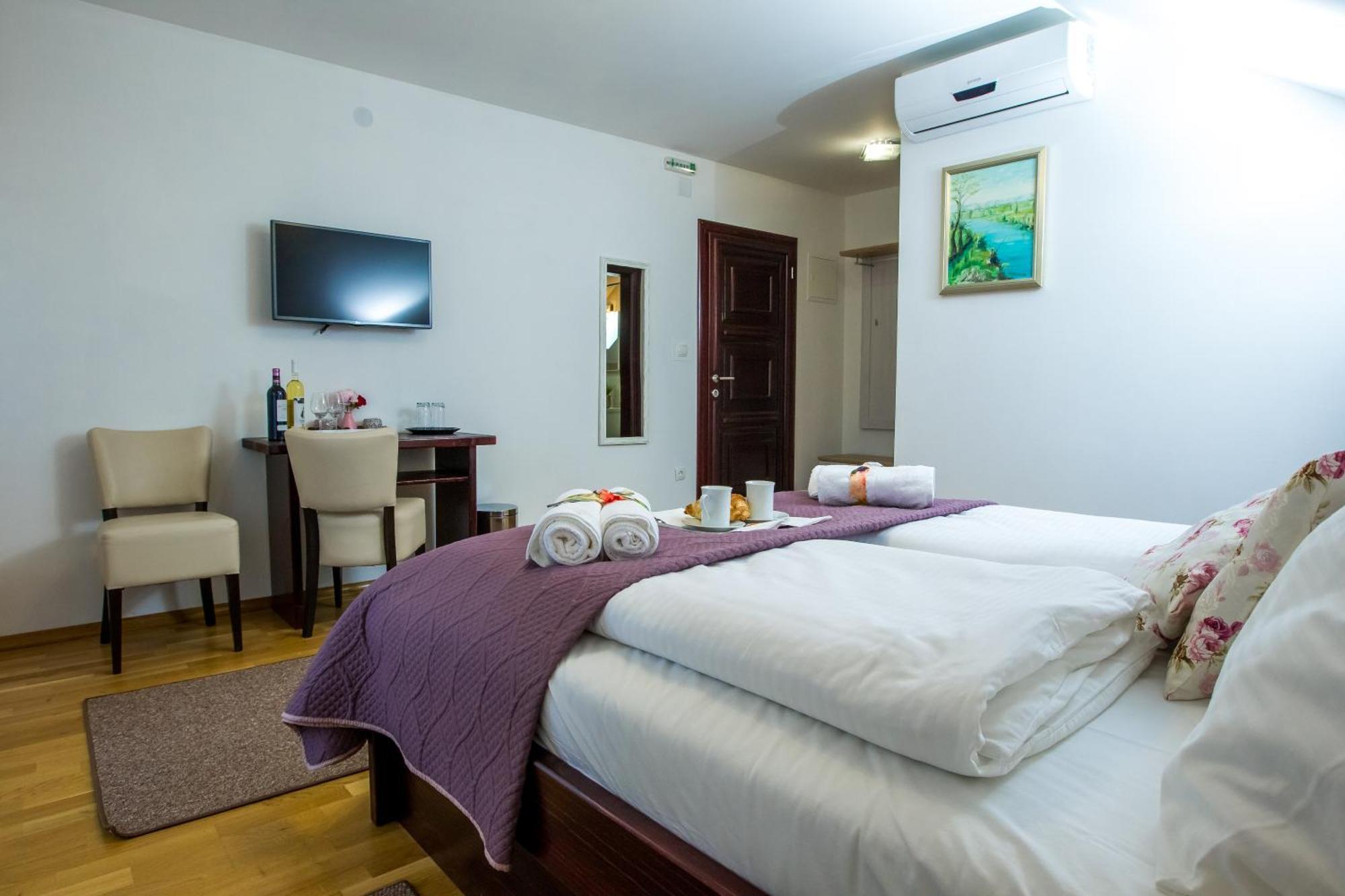 B&B Lady Of The Lake Jezerce Habitación foto